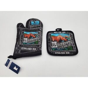 LOVE‎ FROM MINNESOTA OVEN MITT GLOVE AND POTHOLDER SET MOOSE LAND OF 10K LAKES